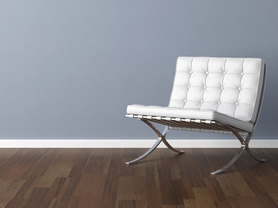 Tips for Cutting in When Painting a 14' Wall