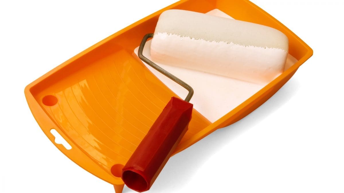 Roller or Paint Sprayer Which Is Best?