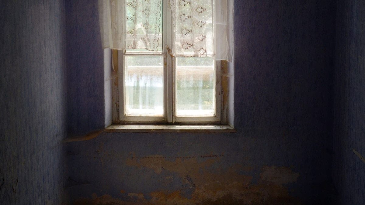 Common Mistakes Made When Repainting a Small Space