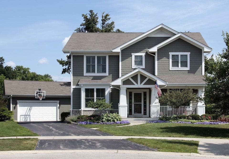 What Is the Life Expectancy of Exterior Paint?