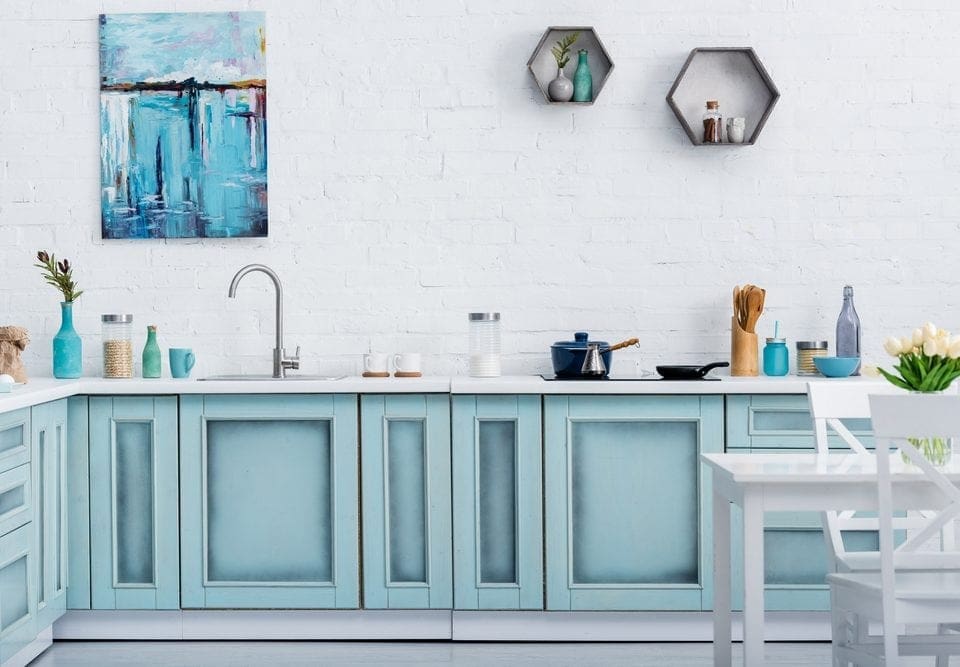 Top Tips for Painting Wood Furniture