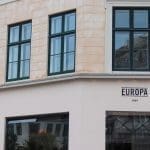 what paint to use on windows